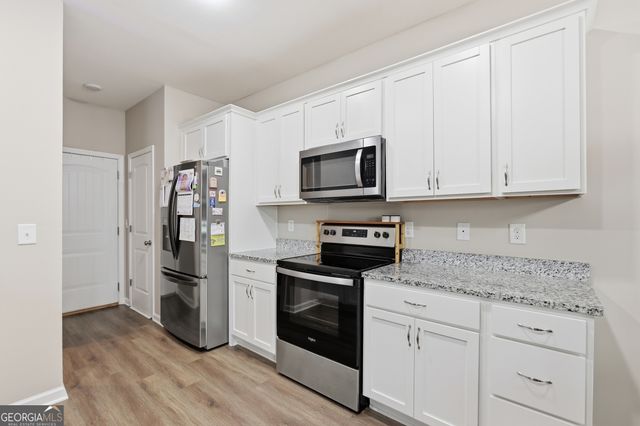 6352 Magnolia Station Drive, Lula, GA 30554