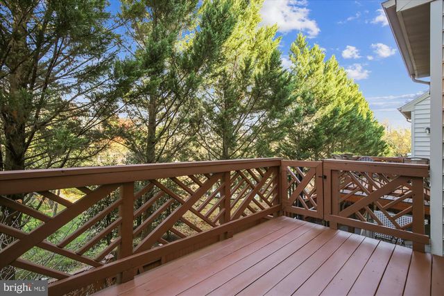 707 HAWKINS WAY, Alexandria, VA 22314