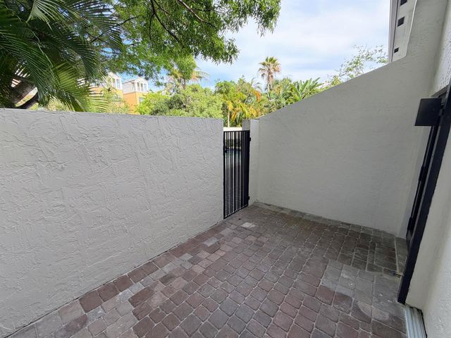 575 NE 7th Avenue 4b, Fort Lauderdale, FL 33301