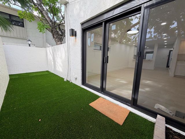 575 NE 7th Avenue 4b, Fort Lauderdale, FL 33301