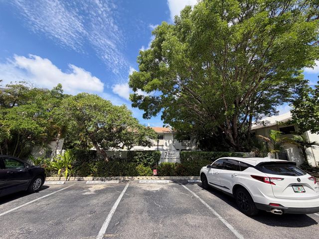 575 NE 7th Avenue 4b, Fort Lauderdale, FL 33301