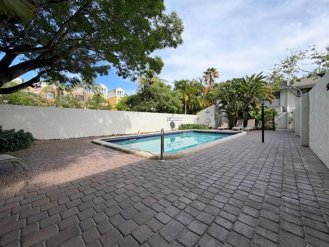 575 NE 7th Avenue 4b, Fort Lauderdale, FL 33301