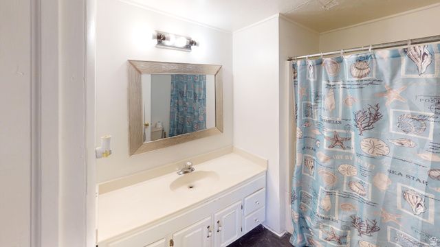 1382 W 1200 N, Layton, UT 84041