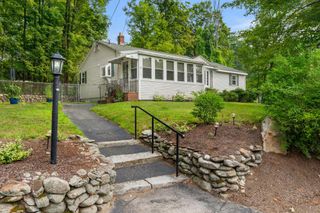 105 Center Street, Goffstown, NH 03045
