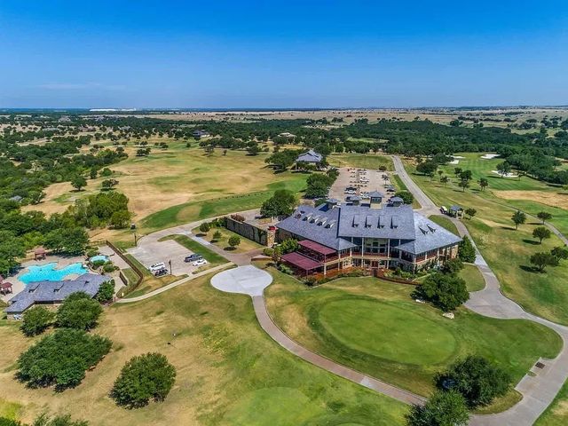 6464 Archerfield Court E, Cleburne, TX 76033