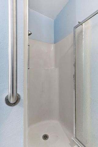 1122 W Vancouver Street, Springfield, MO 65803