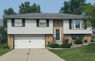 3810 Kingsway Drive, Crown Point, IN 46307