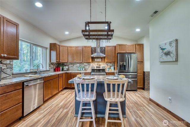 20112 13th Street SW, Lakebay, WA 98349