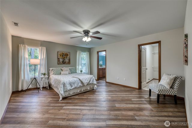 20112 13th Street SW, Lakebay, WA 98349