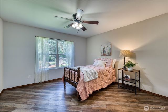 20112 13th Street SW, Lakebay, WA 98349