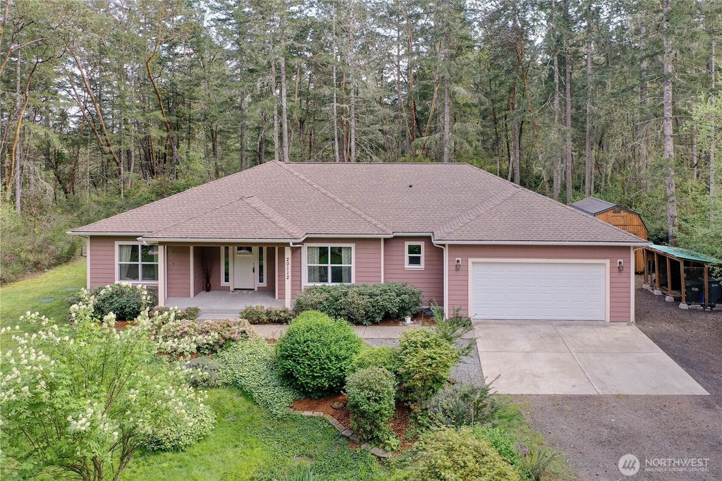 20112 13th Street SW, Lakebay, WA 98349