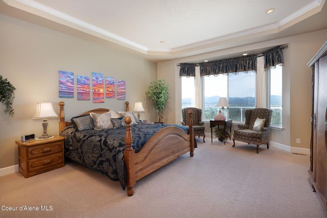 16703 W Riverview DR, Post Falls, ID 83854