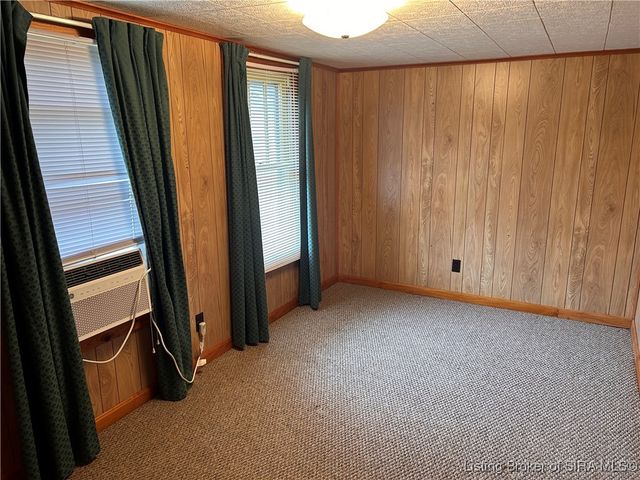 311 S 4th Street, Jeffersonville, IN 47130