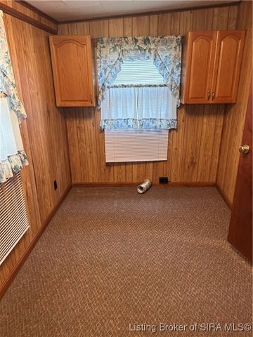 311 S 4th Street, Jeffersonville, IN 47130