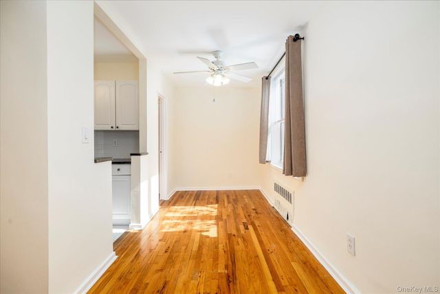 16 Main Street 2G, East Rockaway, NY 11518