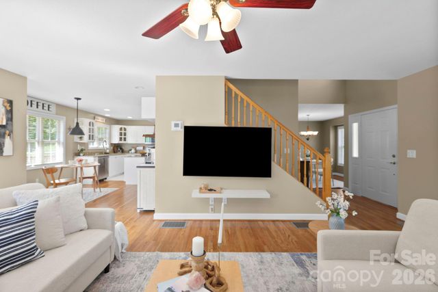 20 Good Day Court, Candler, NC 28715