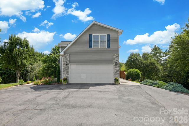 20 Good Day Court, Candler, NC 28715