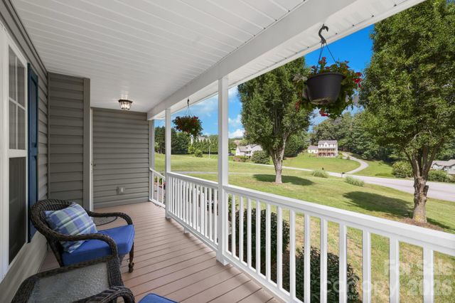 20 Good Day Court, Candler, NC 28715