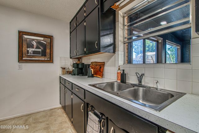 1002 Devendale Drive, Las Cruces, NM 88005