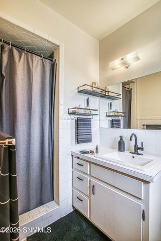 1002 Devendale Drive, Las Cruces, NM 88005