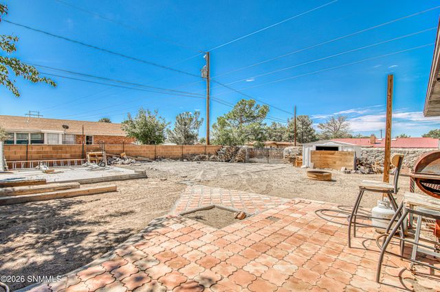 1002 Devendale Drive, Las Cruces, NM 88005