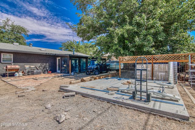 1002 Devendale Drive, Las Cruces, NM 88005