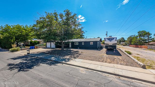 1002 Devendale Drive, Las Cruces, NM 88005