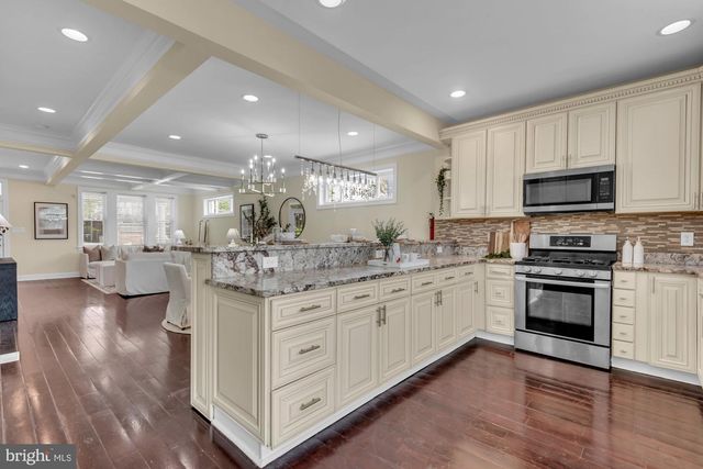 641 GALLATIN ST NW, Washington, DC 20011