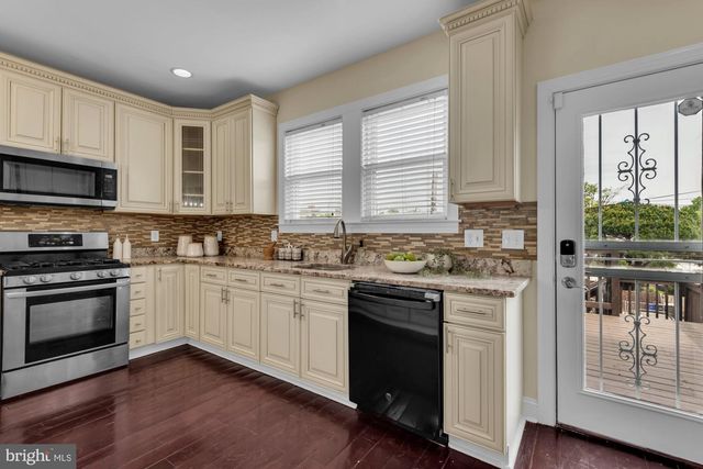 641 GALLATIN ST NW, Washington, DC 20011