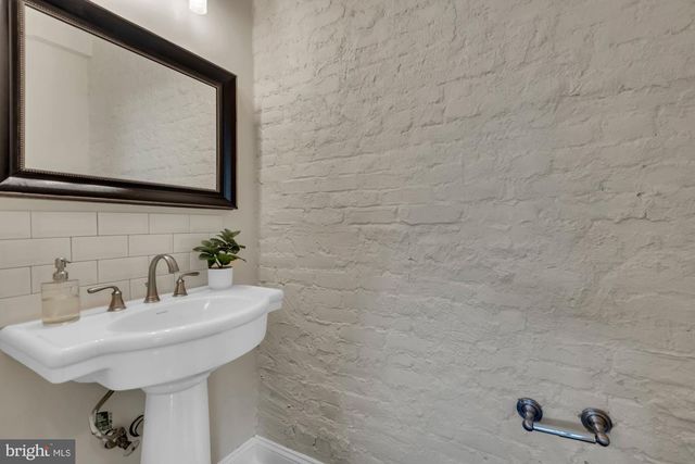 641 GALLATIN ST NW, Washington, DC 20011