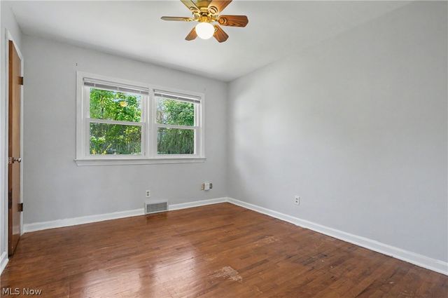 2471 19th Street, Cuyahoga Falls, OH 44223