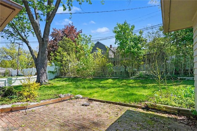 2471 19th Street, Cuyahoga Falls, OH 44223