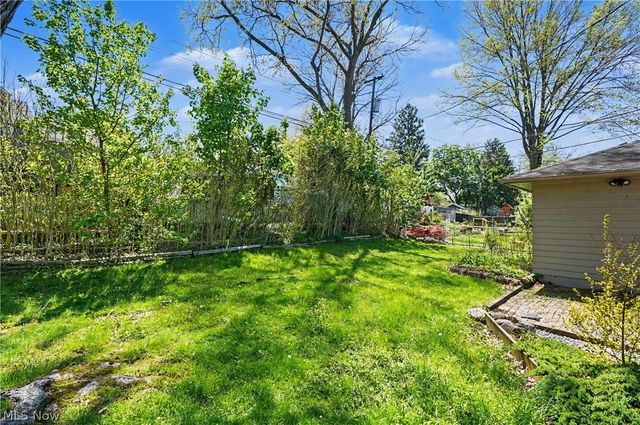 2471 19th Street, Cuyahoga Falls, OH 44223