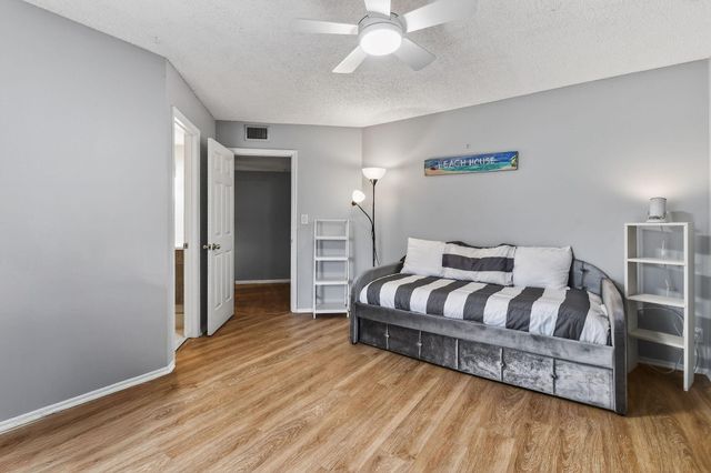 170 Seabreeze Circle, Jupiter, FL 33477