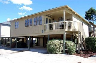 9500 Queens Ct., Myrtle Beach, SC 29572