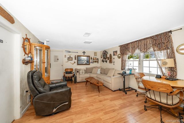 495 Windmill Avenue, West Babylon, NY 11704