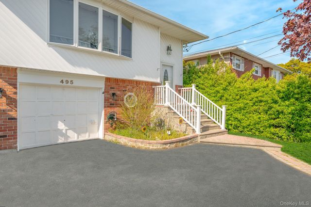 495 Windmill Avenue, West Babylon, NY 11704