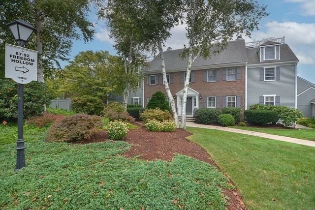 87 Freedom Hollow 87, Salem, MA 01970
