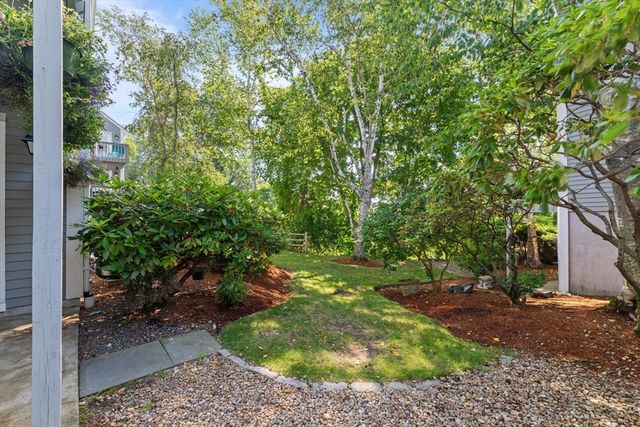87 Freedom Hollow 87, Salem, MA 01970