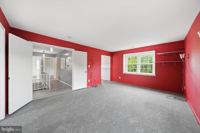 11 DELLCASTLE CT, Montgomery Village, MD 20886