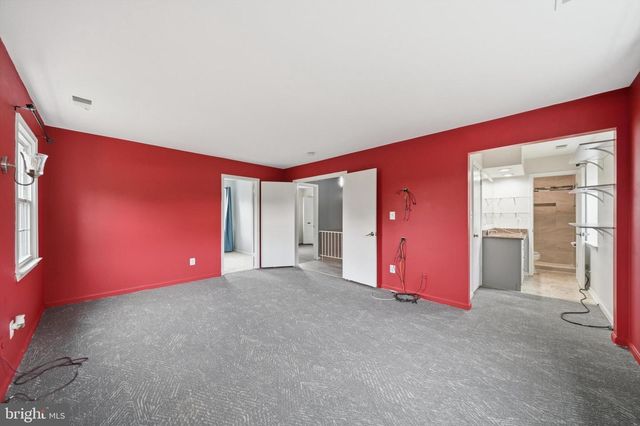 11 DELLCASTLE CT, Montgomery Village, MD 20886