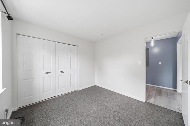 11 DELLCASTLE CT, Montgomery Village, MD 20886