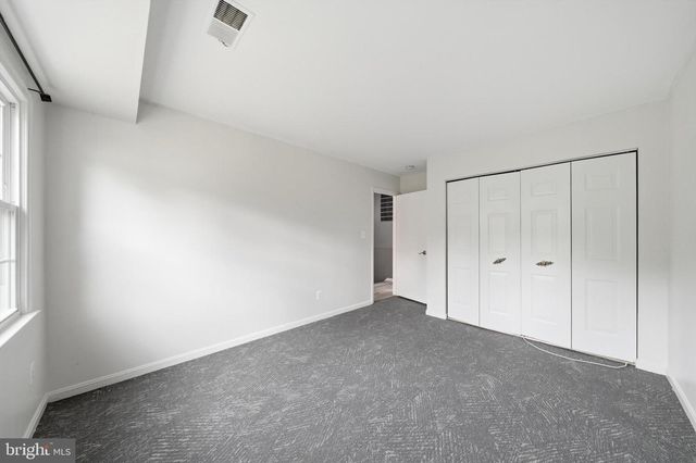 11 DELLCASTLE CT, Montgomery Village, MD 20886