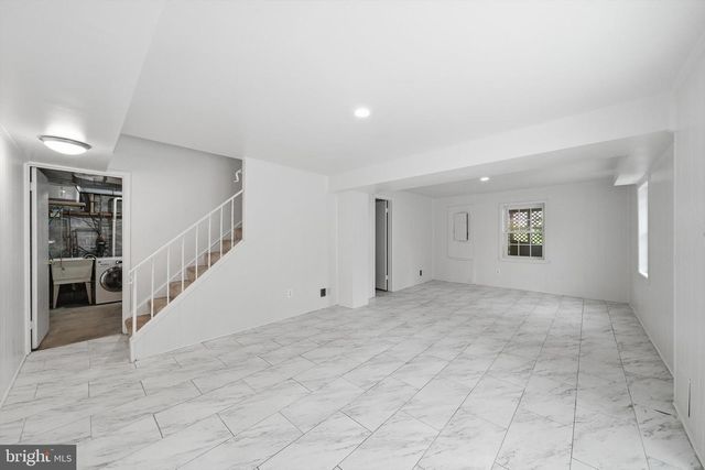 11 DELLCASTLE CT, Montgomery Village, MD 20886