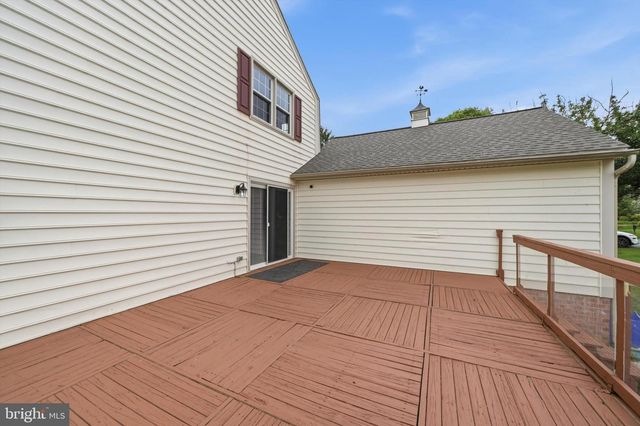 11 DELLCASTLE CT, Montgomery Village, MD 20886