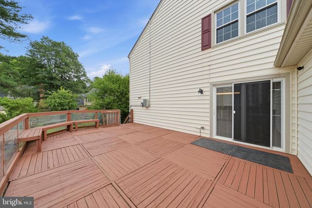 11 DELLCASTLE CT, Montgomery Village, MD 20886