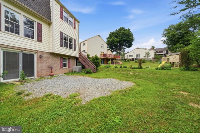 11 DELLCASTLE CT, Montgomery Village, MD 20886