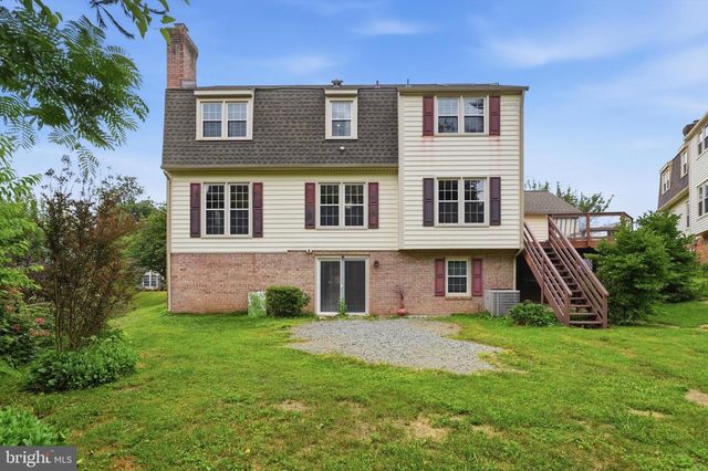 11 DELLCASTLE CT, Montgomery Village, MD 20886