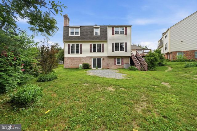 11 DELLCASTLE CT, Montgomery Village, MD 20886