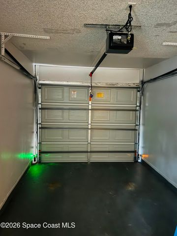 1035 Nevada Drive NE, Palm Bay, FL 32907